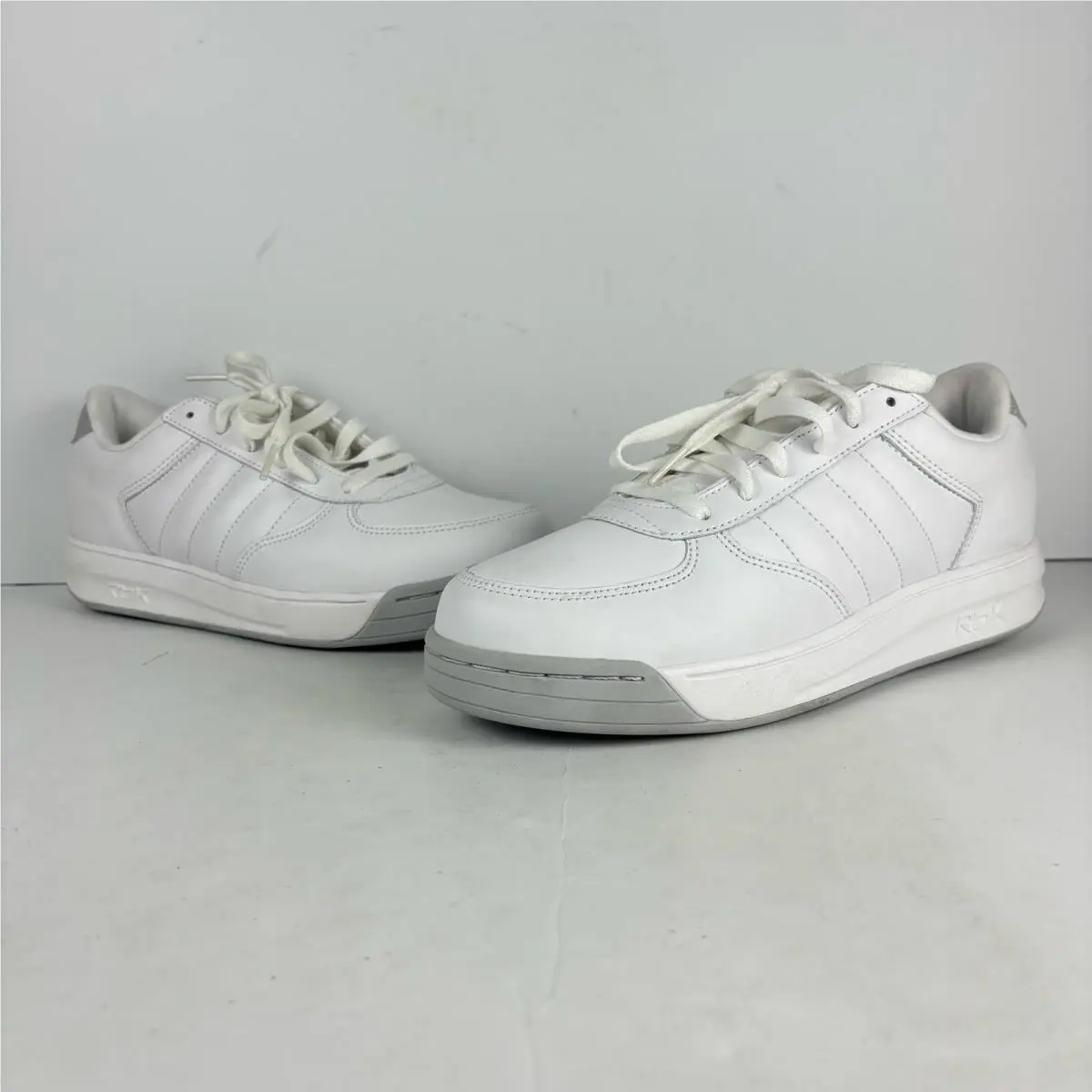 Reebok shoes - White 1