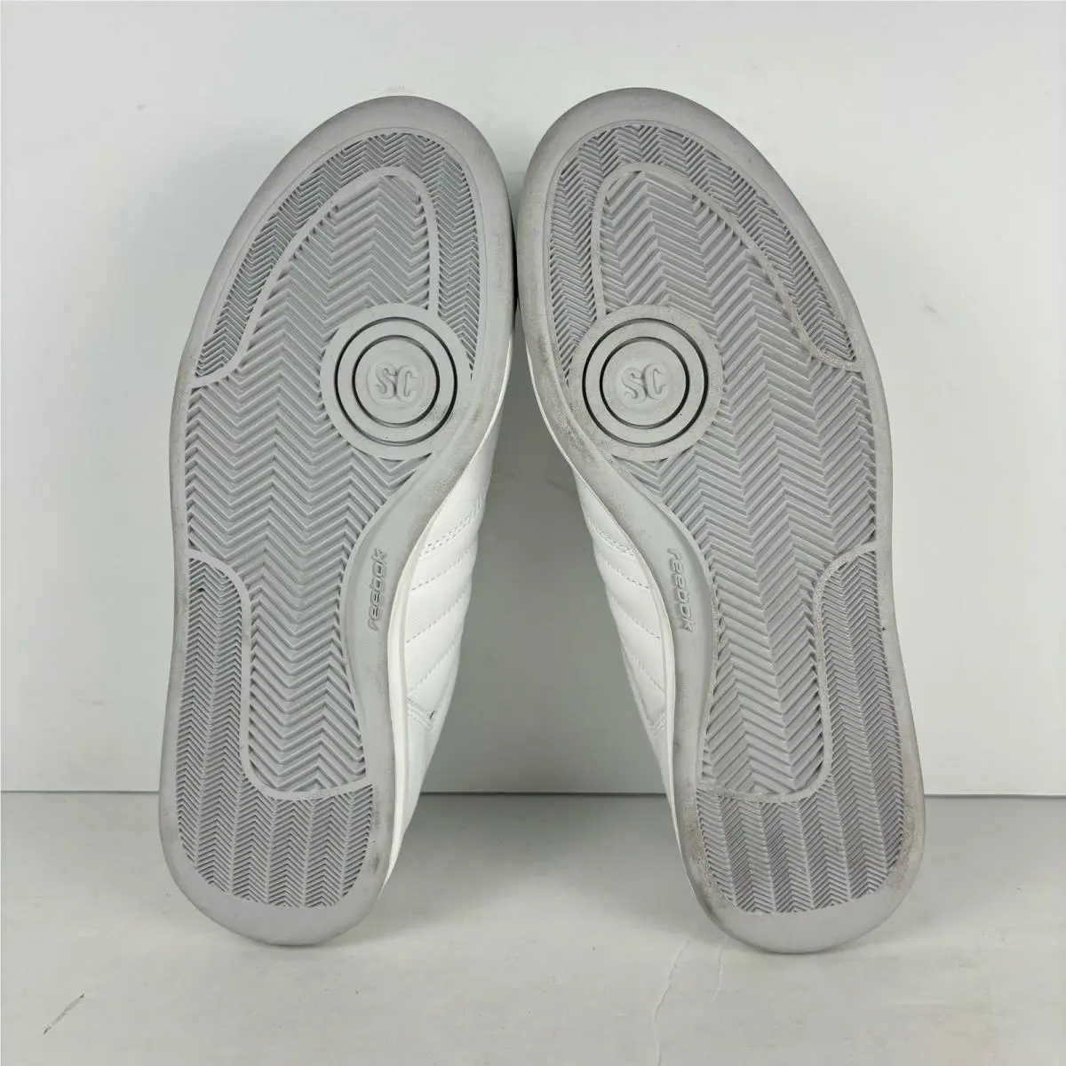 Reebok shoes - White 2