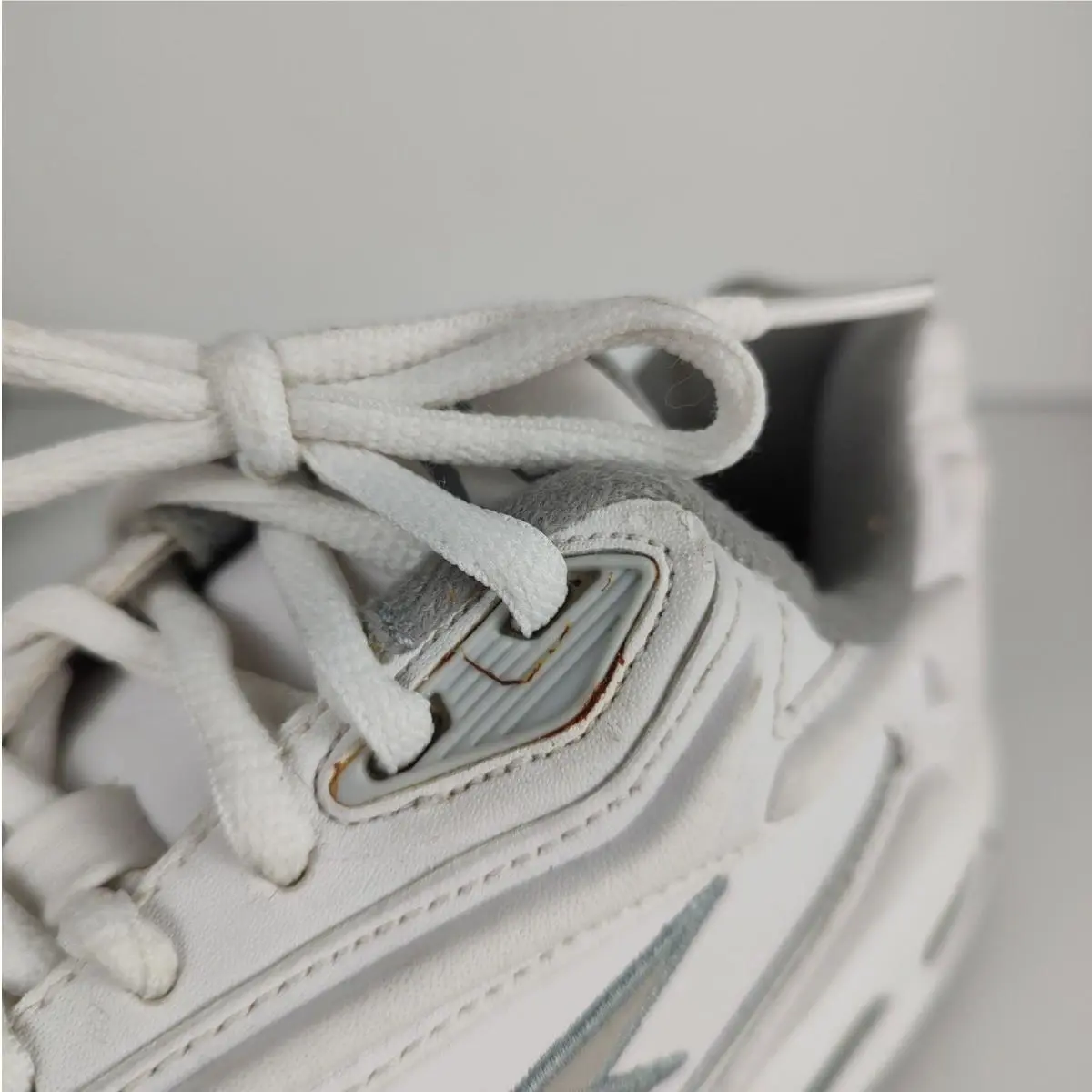Reebok shoes - White 1