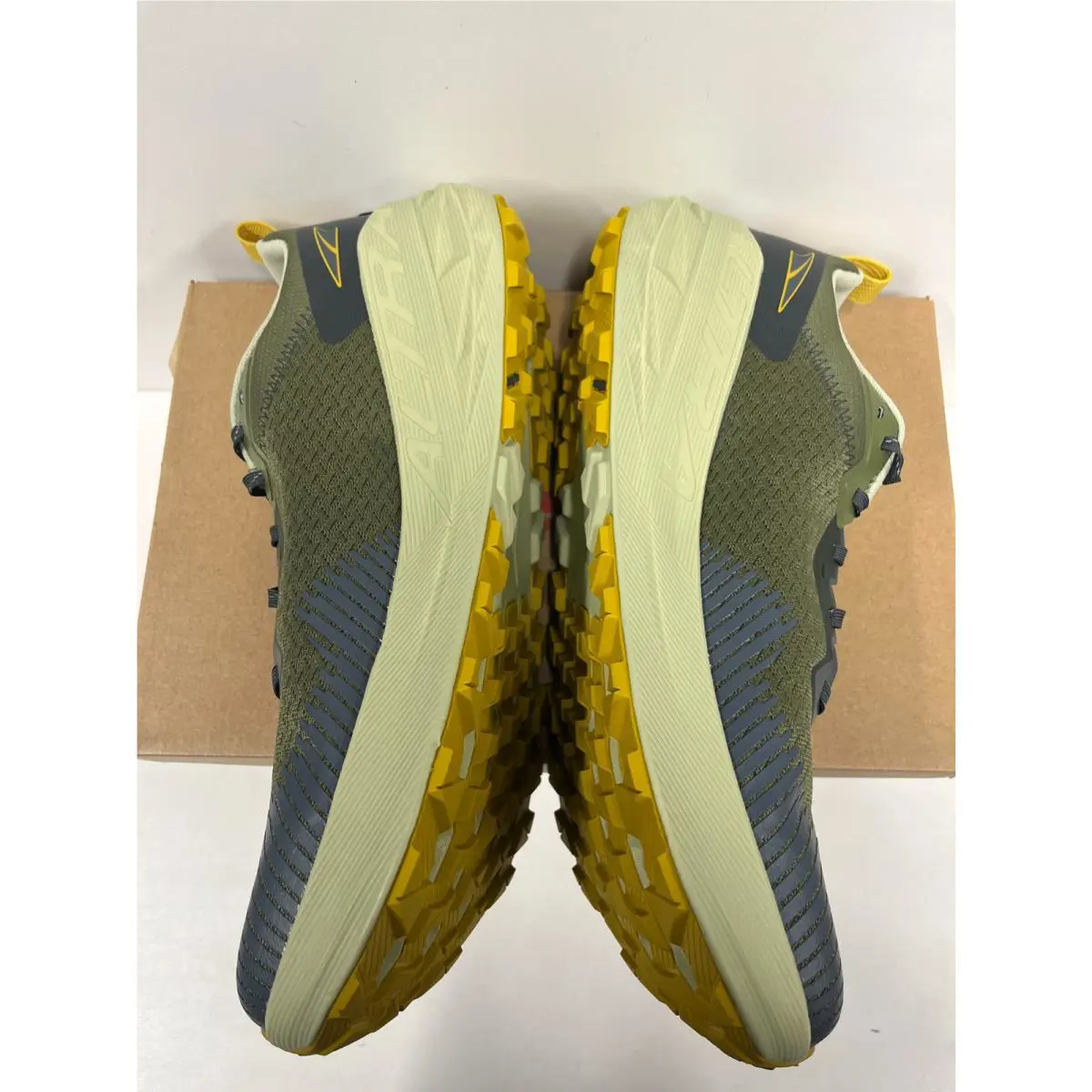 Altra shoes - Altra Experience Wild 2 - Experience Wild - Gray (220) 17