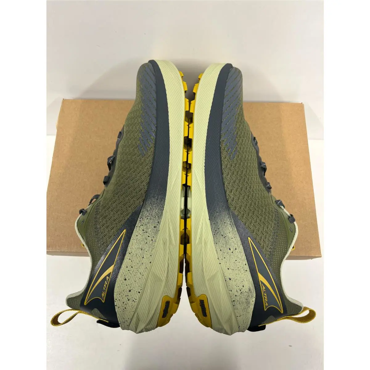 Altra shoes - Altra Experience Wild 2 - Experience Wild - Gray (220) 18