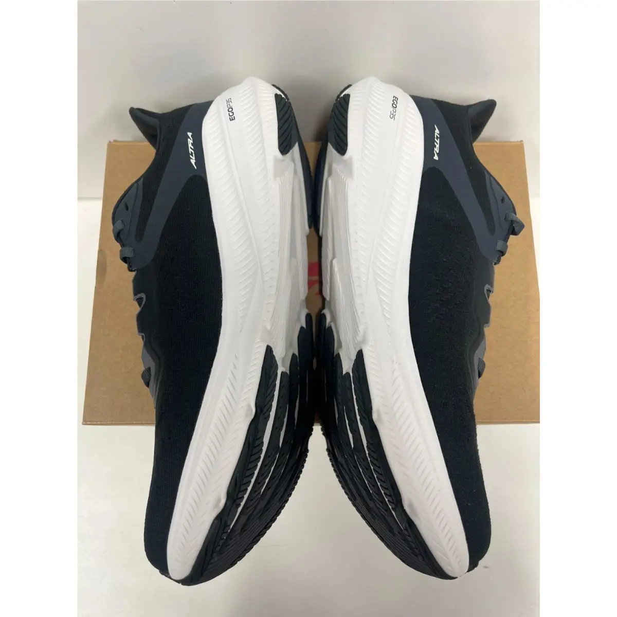 Altra shoes - Altra Experience Flow 2 - Experience Flow - Black/White (010) 10