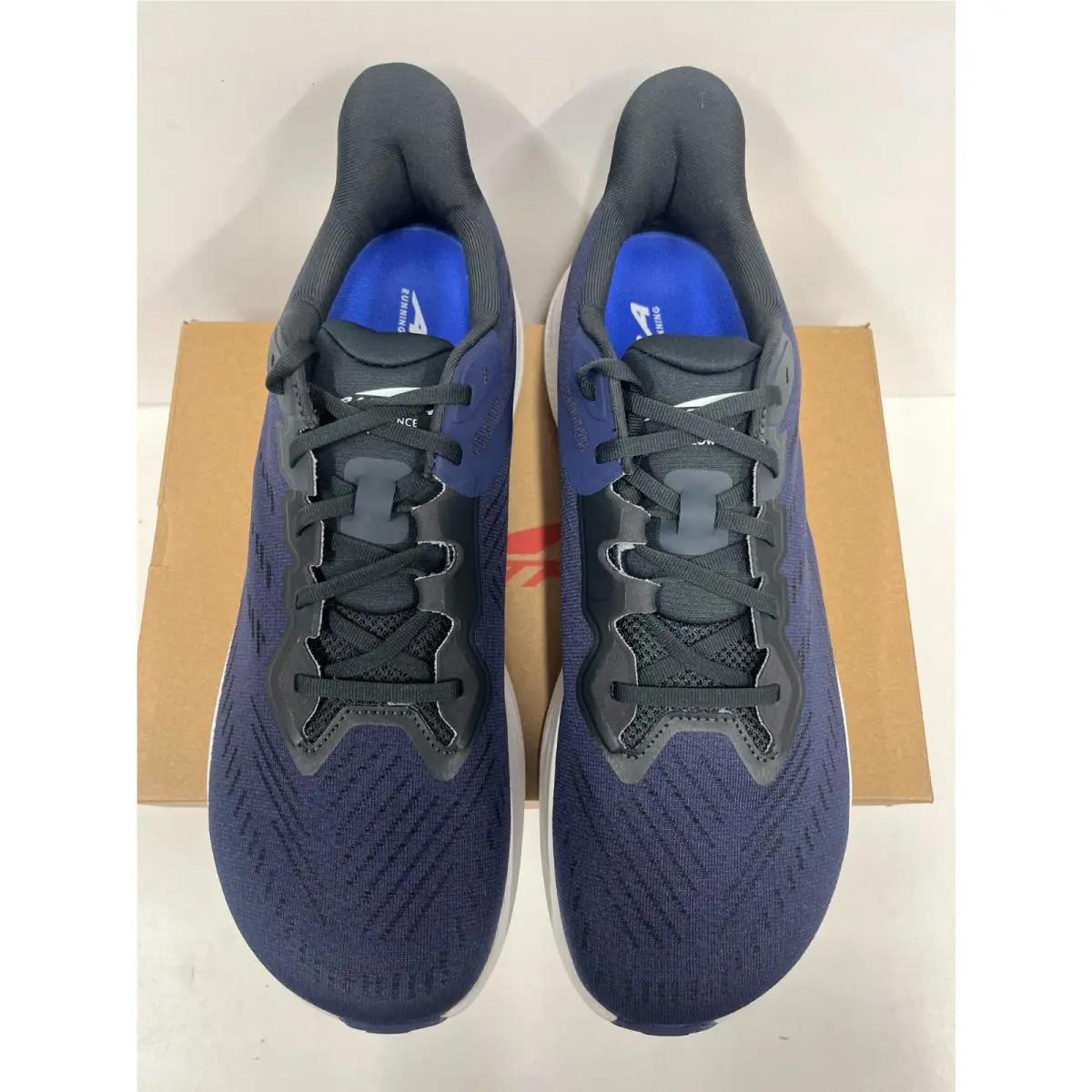 Altra shoes - Altra Experience Flow 2 - Experience Flow - Black/White (010) 15