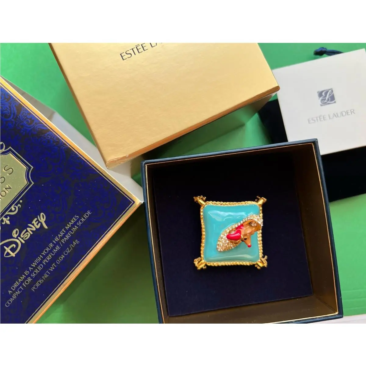 Estee Lauder A Dream Is A Wish Your Heart Makes Monica Solid Perfume Compact