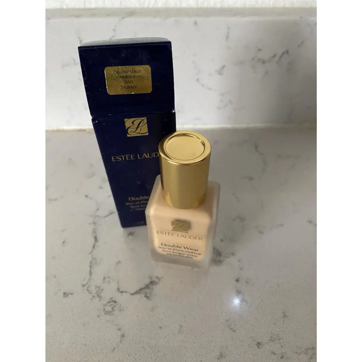 Estee Lauder Double Wear Foundation- Tawny