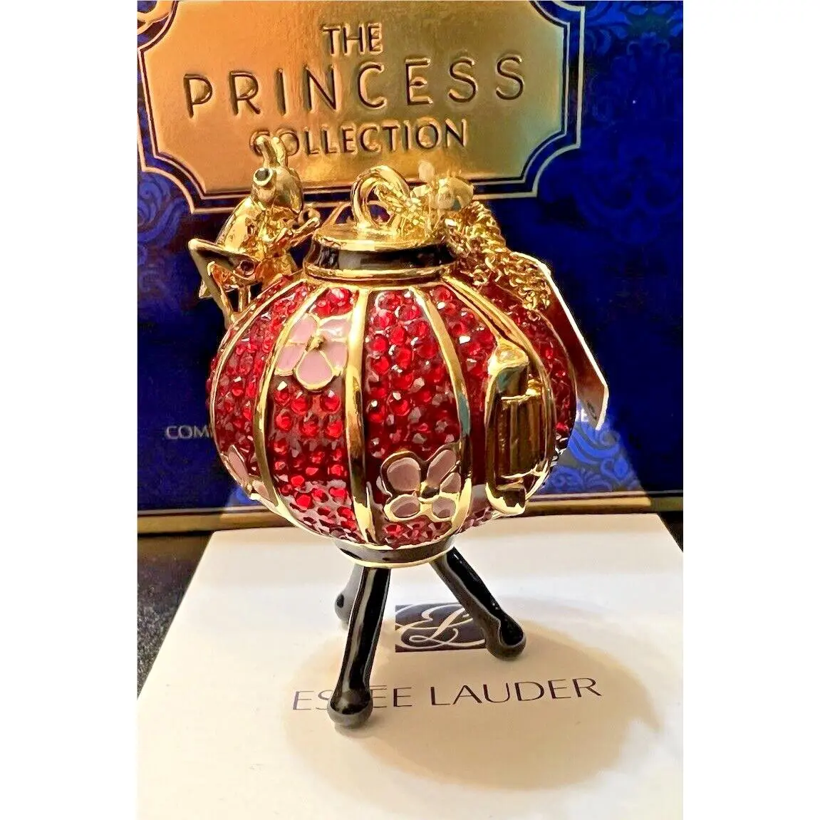Estee Lauder x Disney True To Your Heart Solid Perfume Compact By Monica