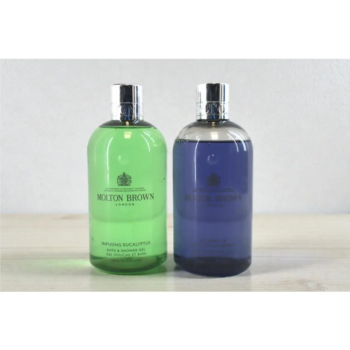 Molton Brown Infusing Eucalyptus Bath and Shower Gel Bluebell Wild Strawberry