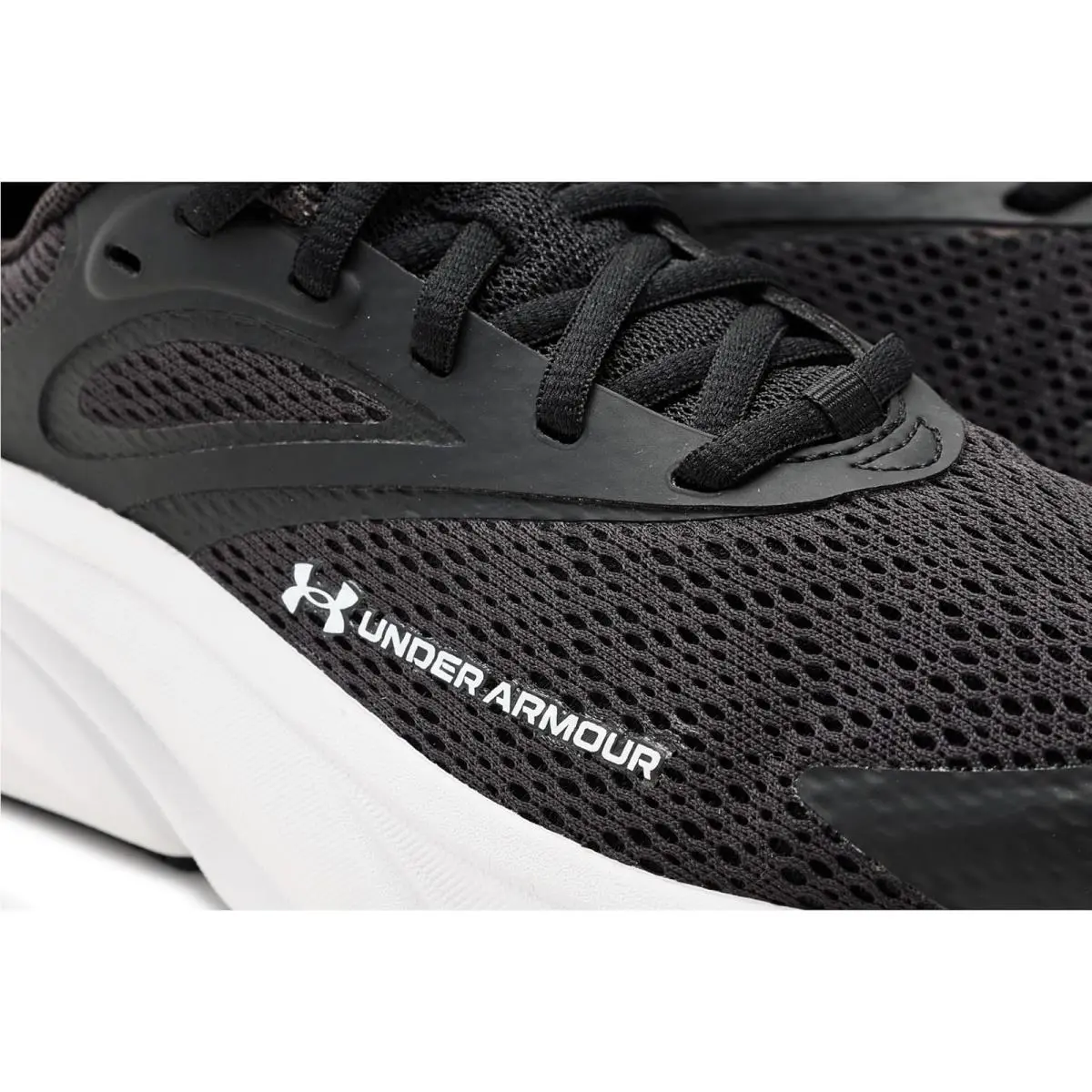 Under Armour shoes - Black/Black/White 4