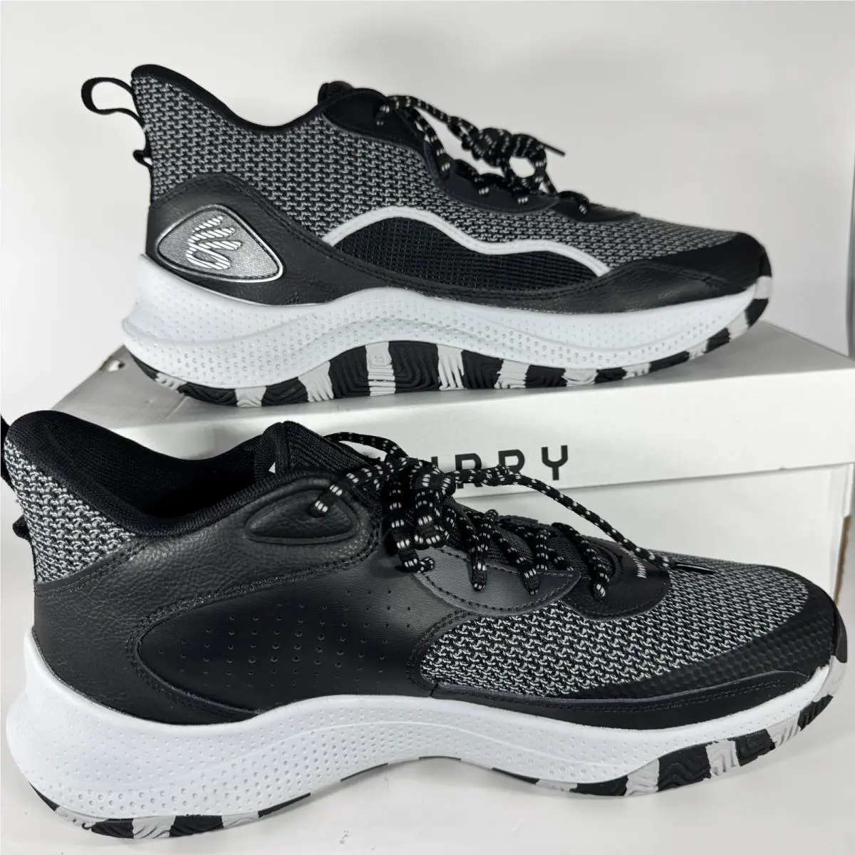 Under Armour shoes - Under Armour Curry 3Z 24 - 3027626-001 - Black Gray 0