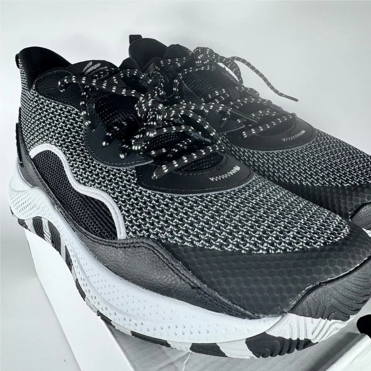 Under Armour shoes - Under Armour Curry 3Z 24 - 3027626-001 - Black Gray 13
