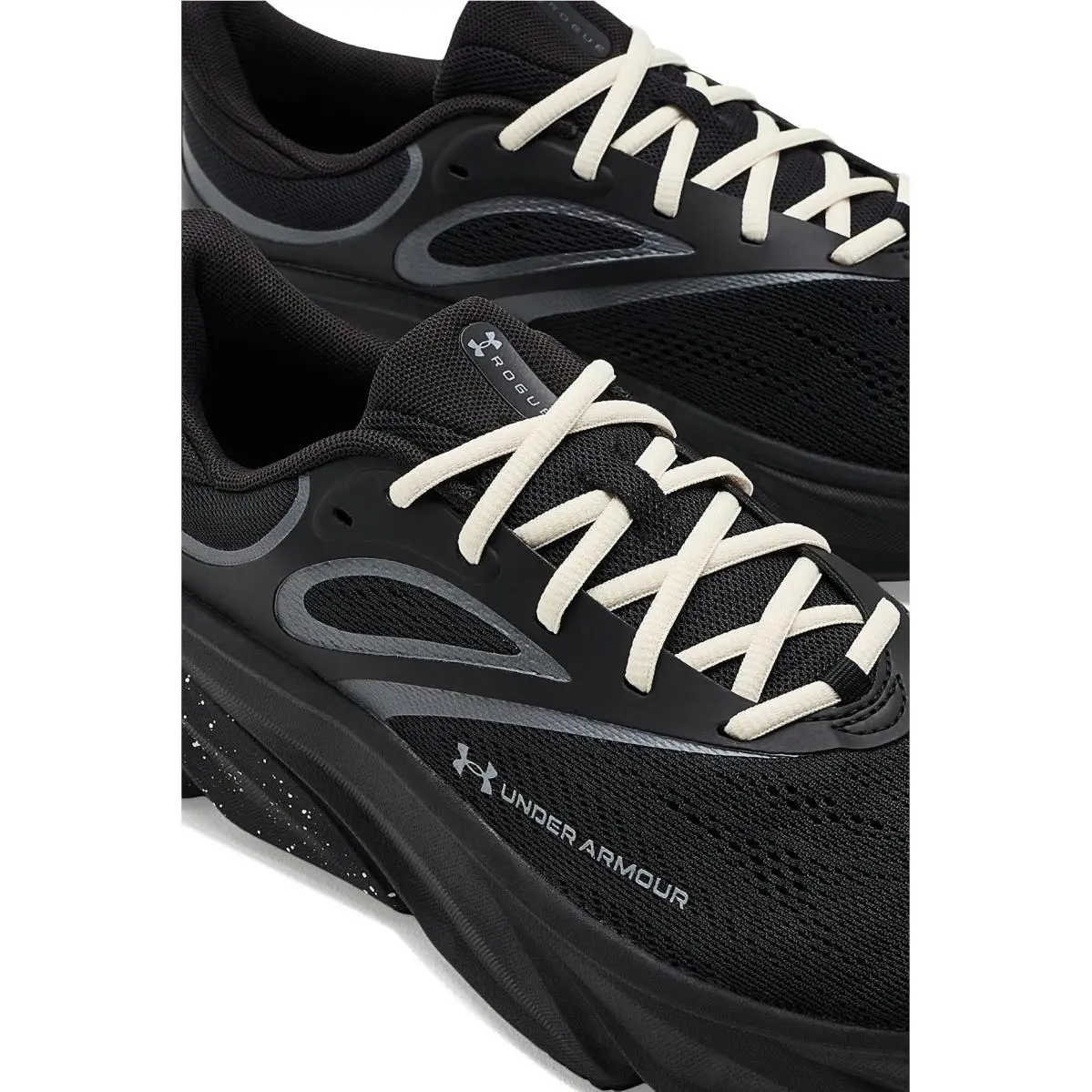 Under Armour shoes - Black/Black/Black 25