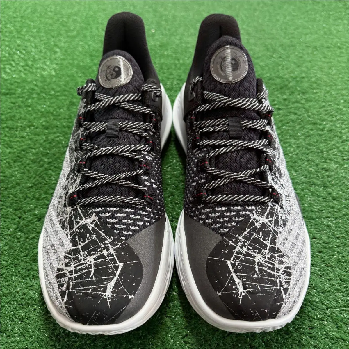 Under Armour shoes - Curry 11 Bruce Lee Dragon - 3027503-001 - Gray 2