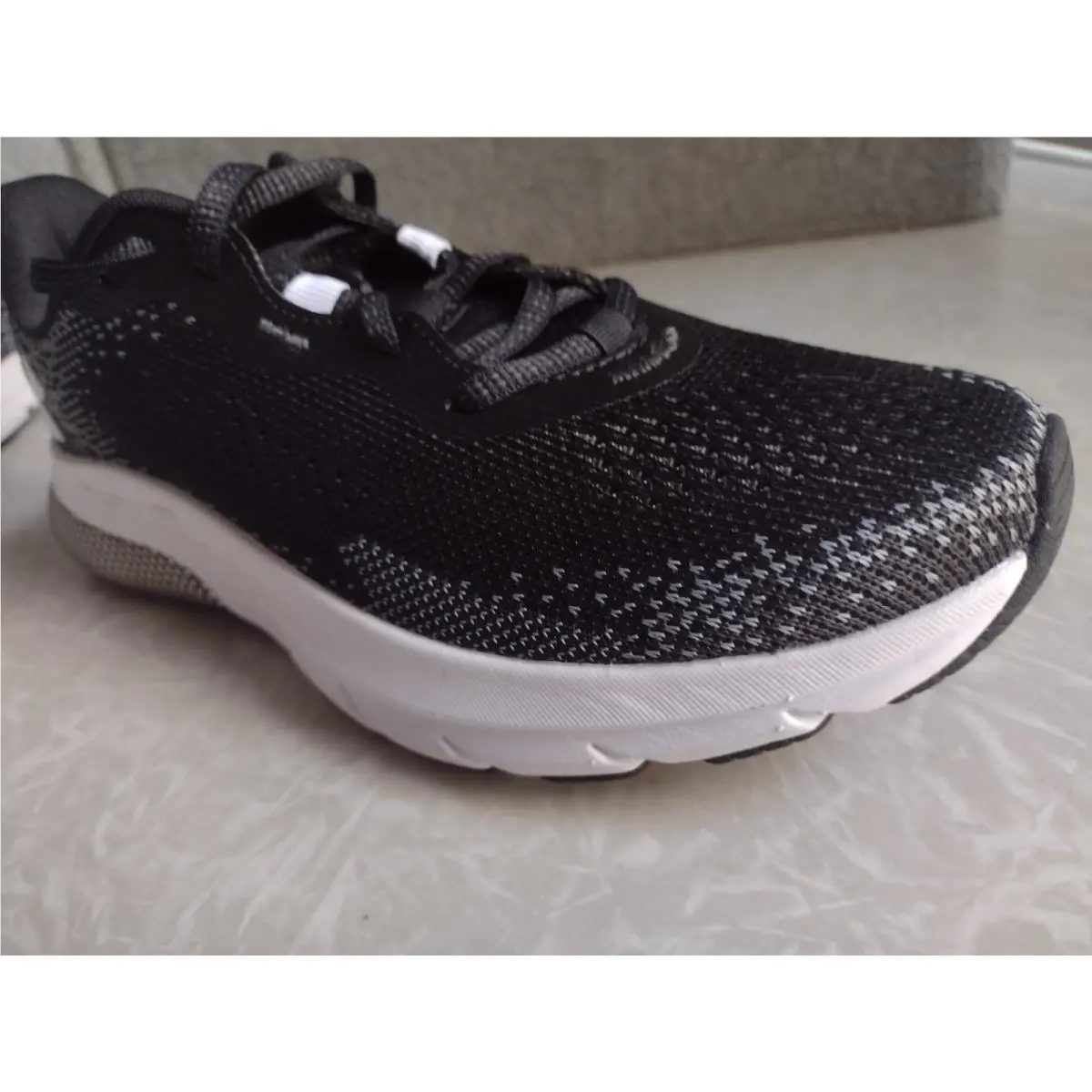 Under Armour shoes - HOVR Turbulence 2 - HOVR Turbulence - 3026525 001 - Black 5
