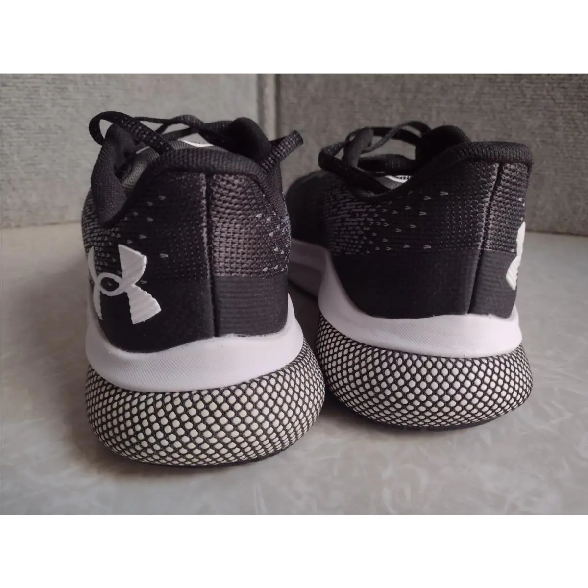 Under Armour shoes - HOVR Turbulence 2 - HOVR Turbulence - 3026525 001 - Black 6