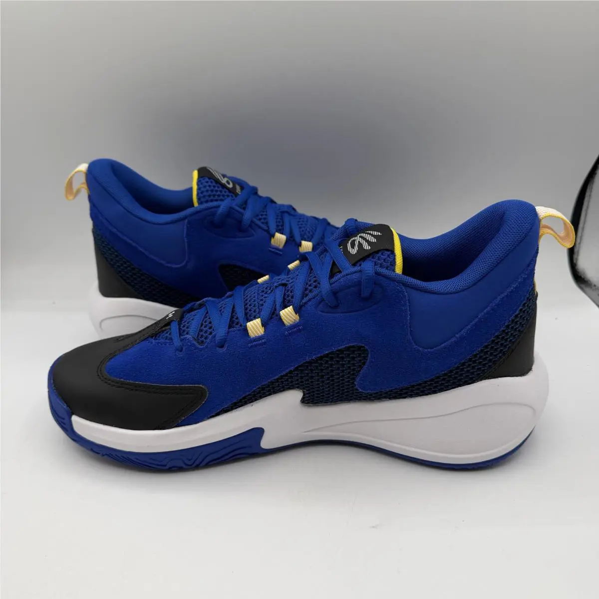 Under Armour shoes - Under Armour Curry 3 - Curry - 6000750-400 - White 1
