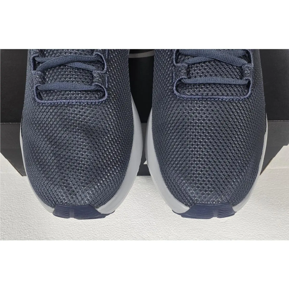 Under Armour shoes - Under Armour Surge - Surge - 3027000-044 - Gray 2