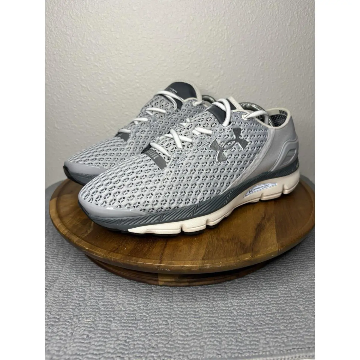 Under Armour shoes - Under Armour Charged Gemini - Charged Gemini - 3026770 011 - Gray 1