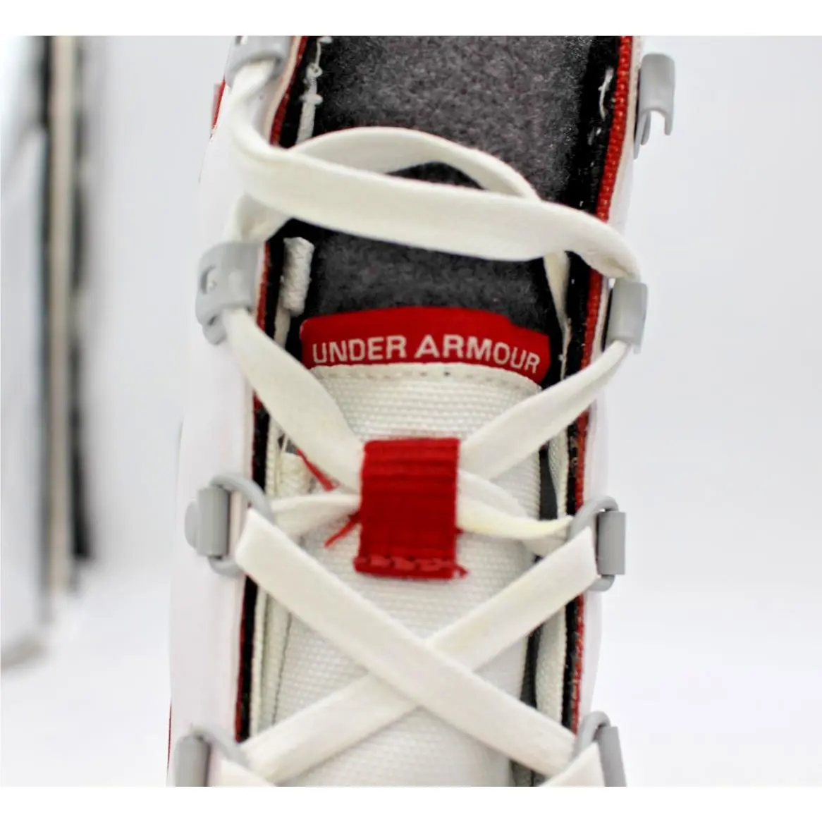 Under Armour shoes - Under Armor Clackamas 200 - Under Armor Clackamas - 1255951-100 - White 6