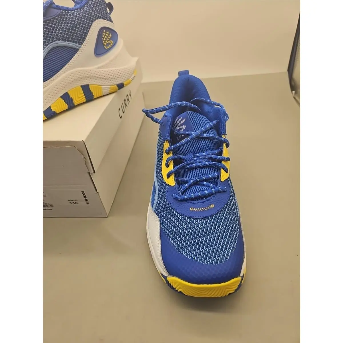 Under Armour shoes - Under Armour Curry 3Z6 - Curry - 3025090-103 - White Blue Yellow 0