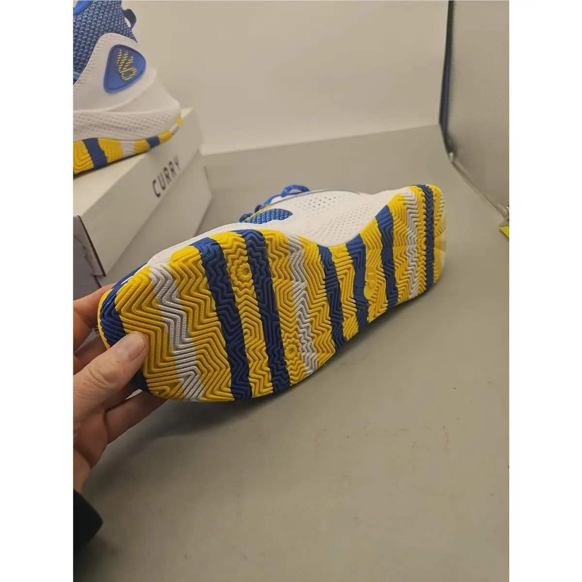 Under Armour shoes - Under Armour Curry 3Z6 - Curry - 3025090-103 - White Blue Yellow 1