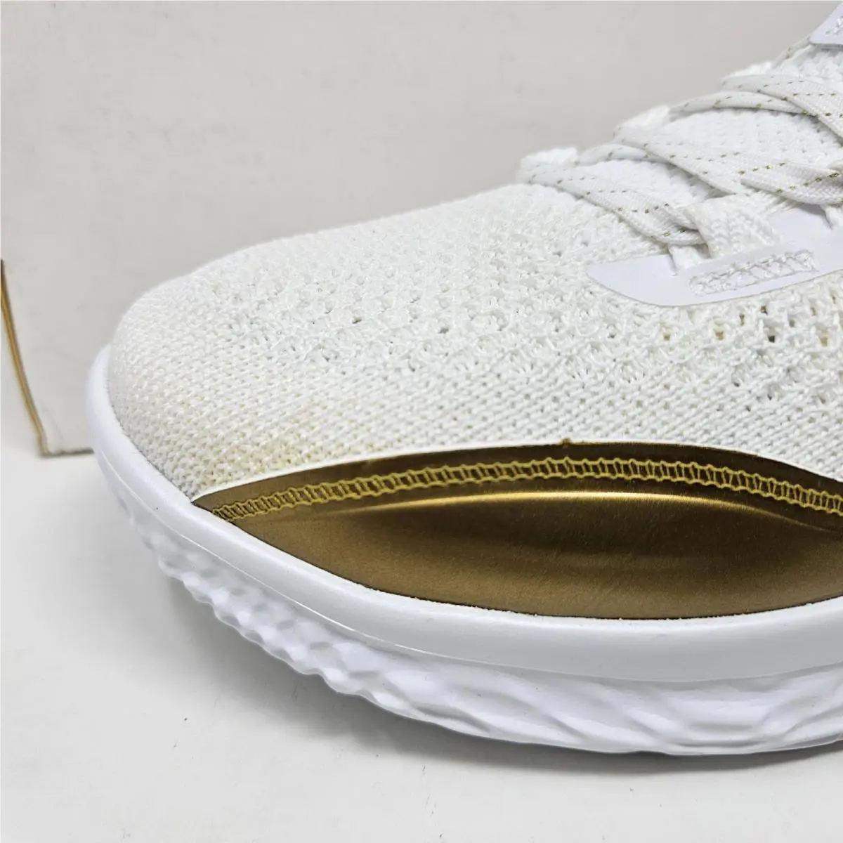 Under Armour shoes - Under Armor Steph Curry Flow 8 - 3024456-102 - Gold (UPC: 194513314447) 0