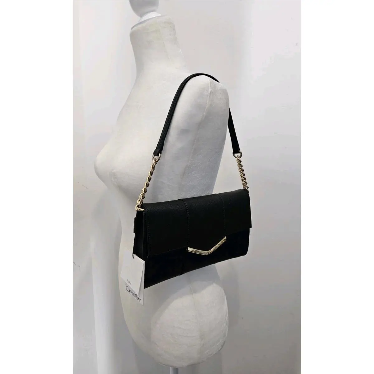Women`s Calvin Klein Shoulder Saffiano Leather Shoulder Handbag Black H4AH12HF