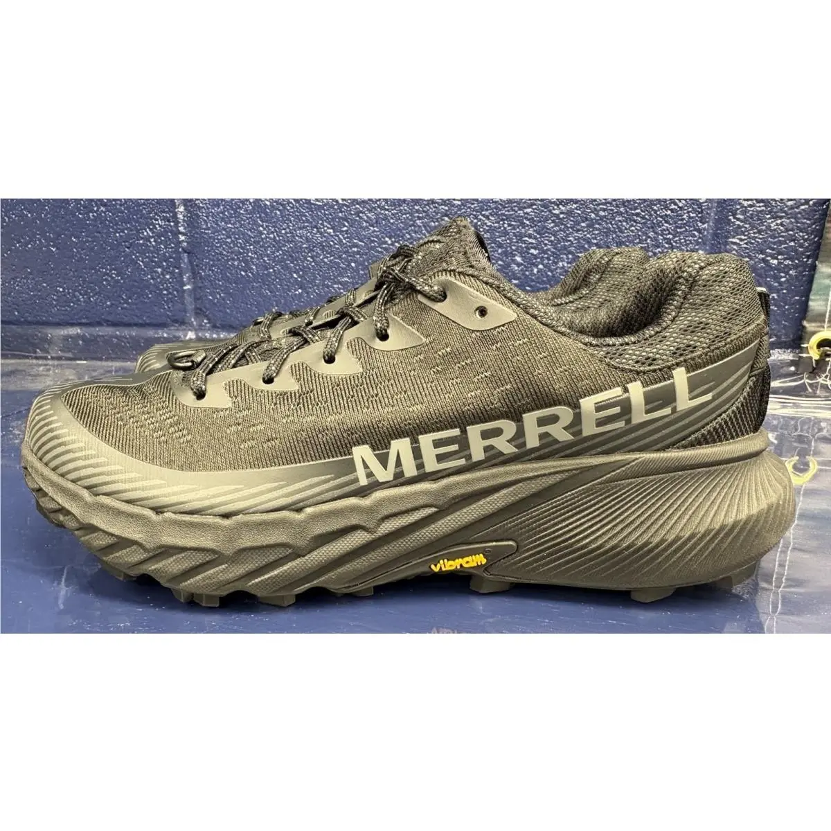Merrell Agility Peak 5 Mens Trail Running Shoes Sneakers Size 8 Black J068045 - Black