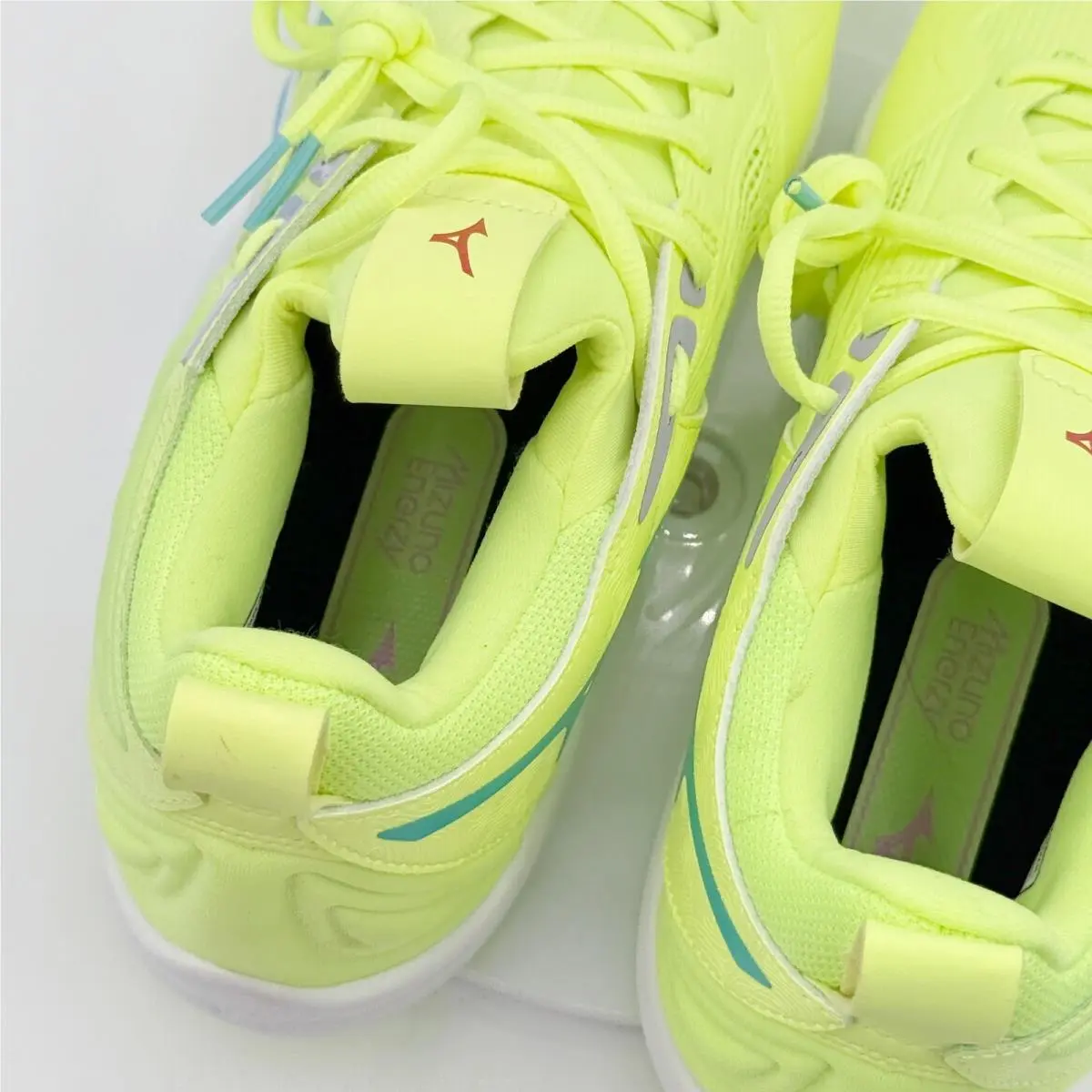 Mizuno shoes - Wave Momentum 3 - Wave Momentum - V1GA231286 - Yellow (UPC: 889961691256) 6