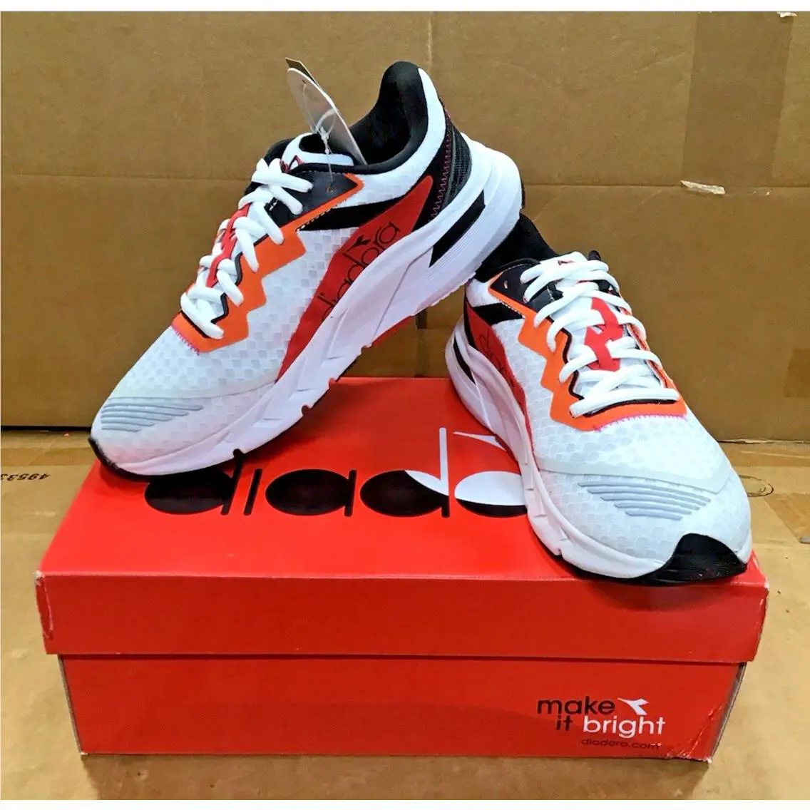 Diadora shoes - diadora Mythos Blushield Volo 2 Running - 178072-C6714 - White 0