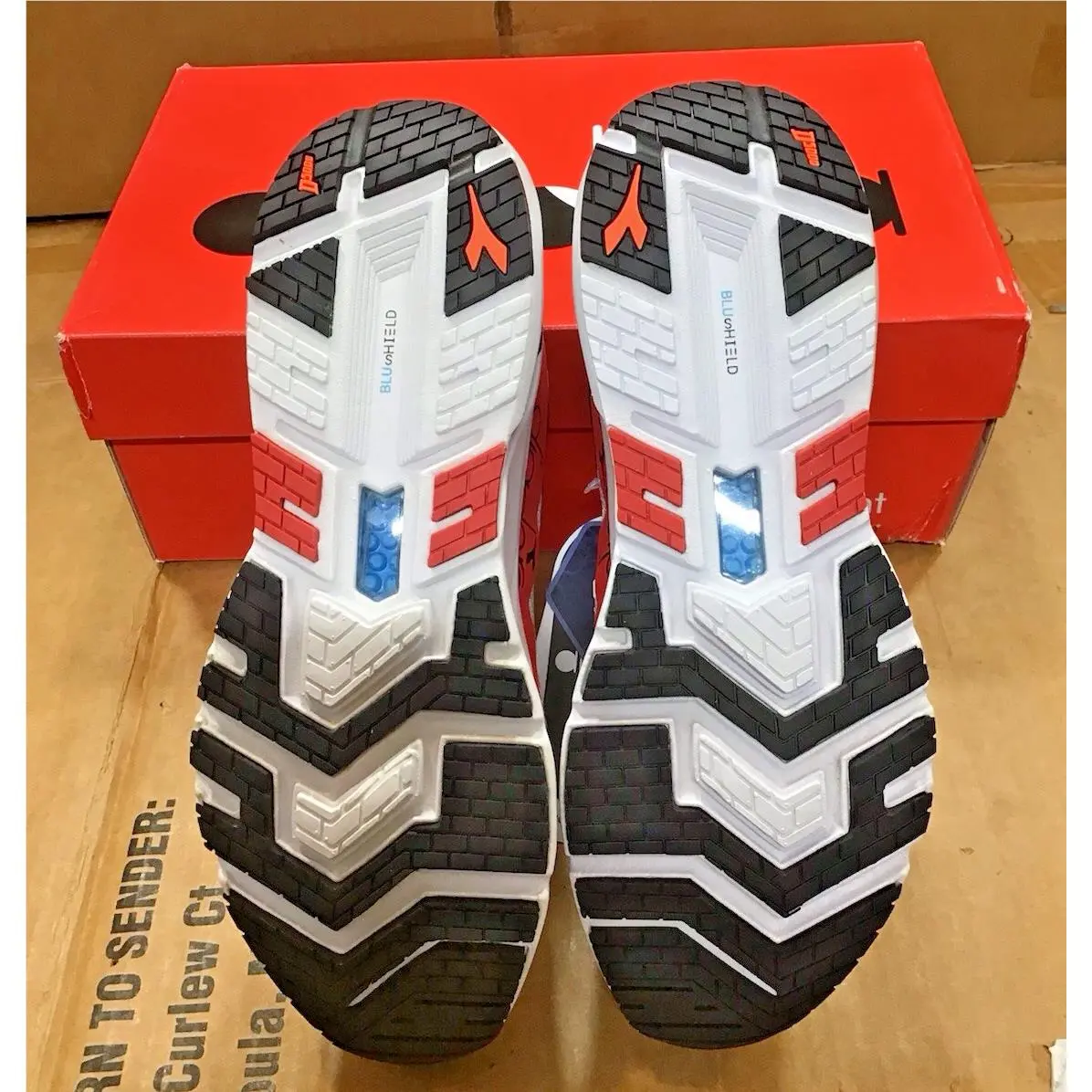 Diadora shoes - diadora Mythos Blushield Volo 2 Running - 178072-C6714 - White 2