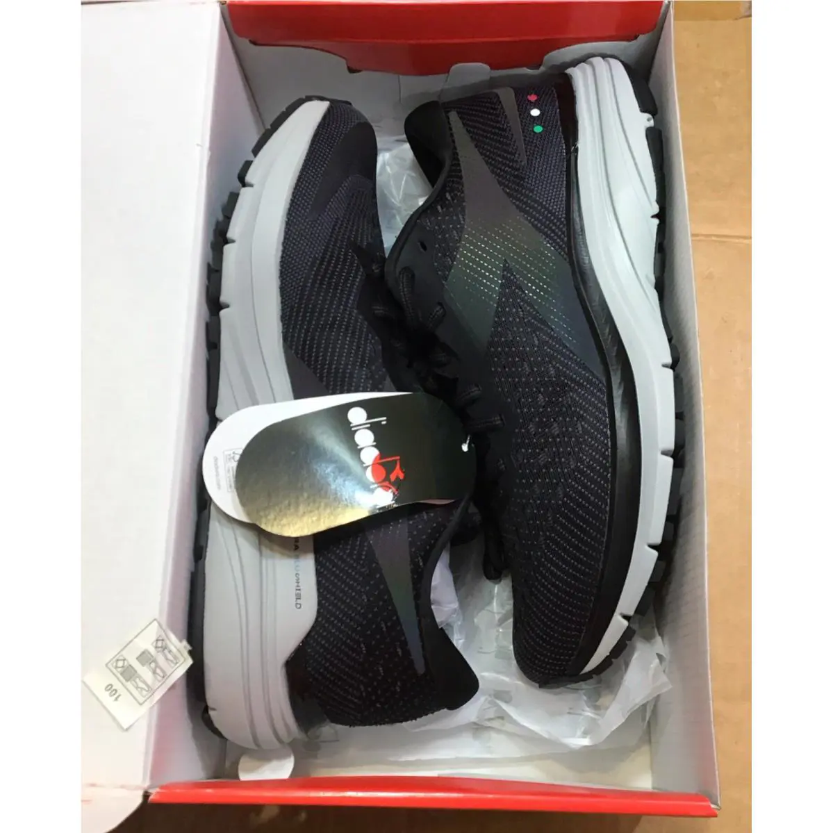 Diadora shoes - diadora Mythos Blushield 7 Vortice Hip Running - 178056-C0787 - Black 4