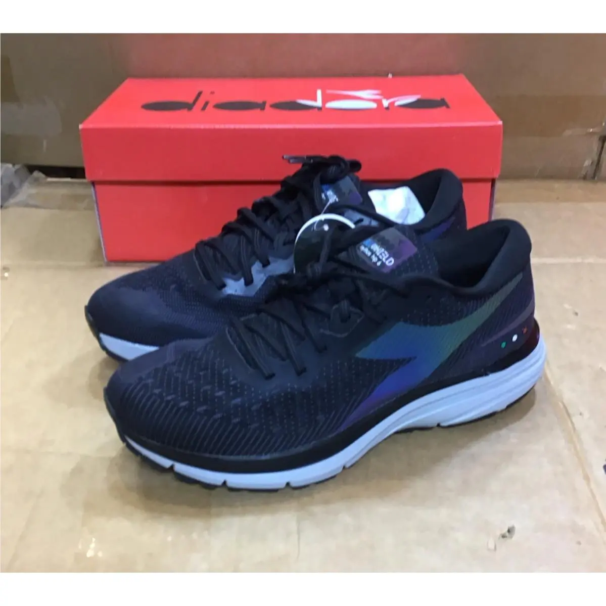 Diadora shoes - diadora Mythos Blushield 7 Vortice Hip Running - 178056-C0787 - Black 11