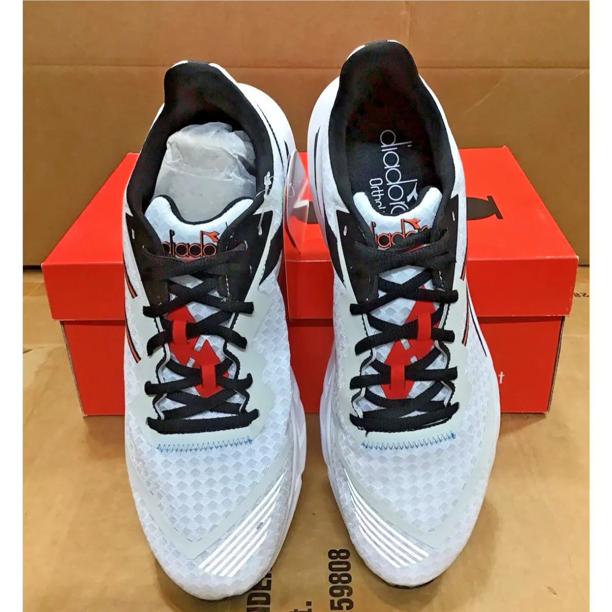 Diadora shoes - diadora Mythos Blushield Volo 2 Running - 178071-C9804 - White 1