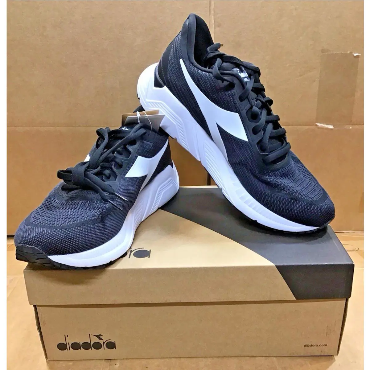 Diadora shoes - diadora Mythos Blushield Vigore 3 Running - 178046-C7406 - Black 9