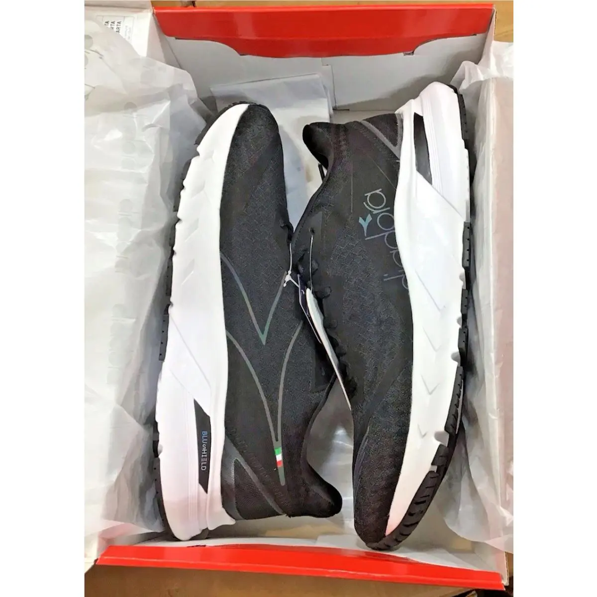 Diadora shoes - diadora Mythos Blushield Volo Hip 2 Running - 178067-C0200 - Black 14
