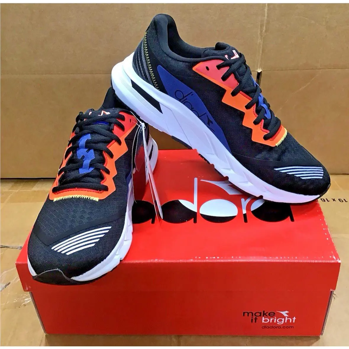 Diadora shoes - diadora Mythos Blushield Volo 2 Running - 178071-C9818 - Black 0