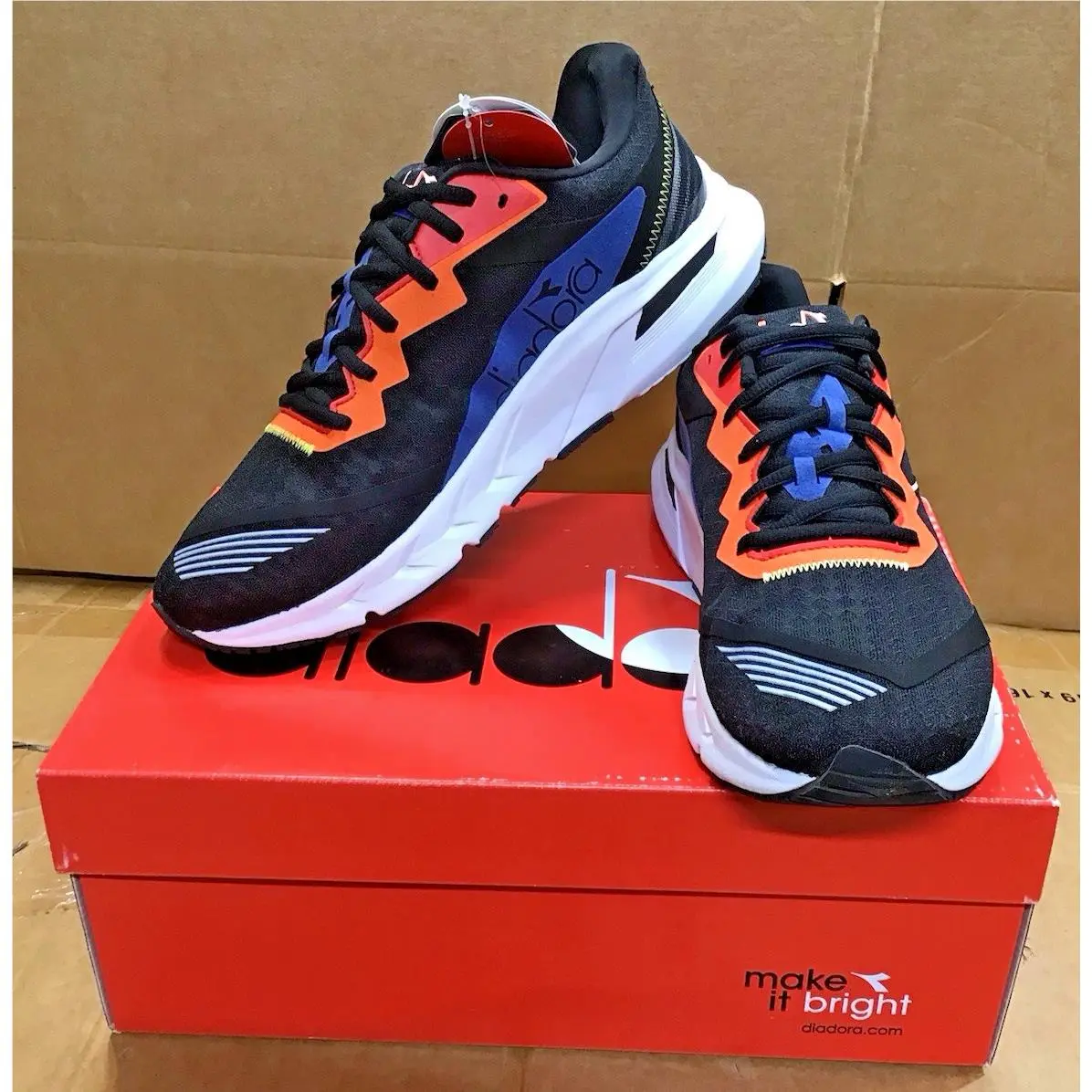 Diadora shoes - diadora Mythos Blushield Volo 2 Running - 178071-C9818 - Black 8