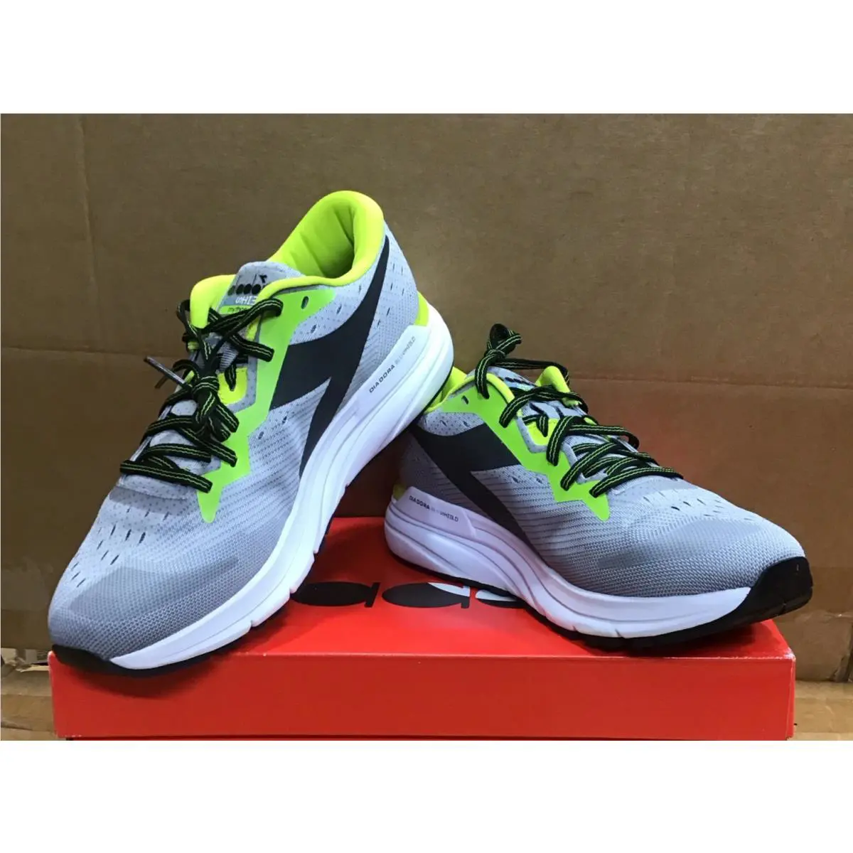 Diadora shoes - Diadora Mythos Blushield 6 - Mythos Blushield - 176892-C9609 - Gray 0