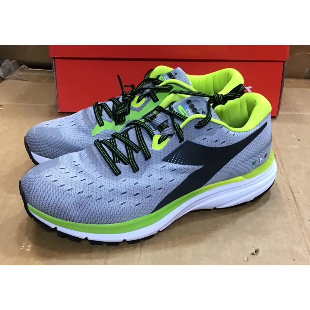 Diadora shoes - Diadora Mythos Blushield 6 - Mythos Blushield - 176892-C9609 - Gray 3
