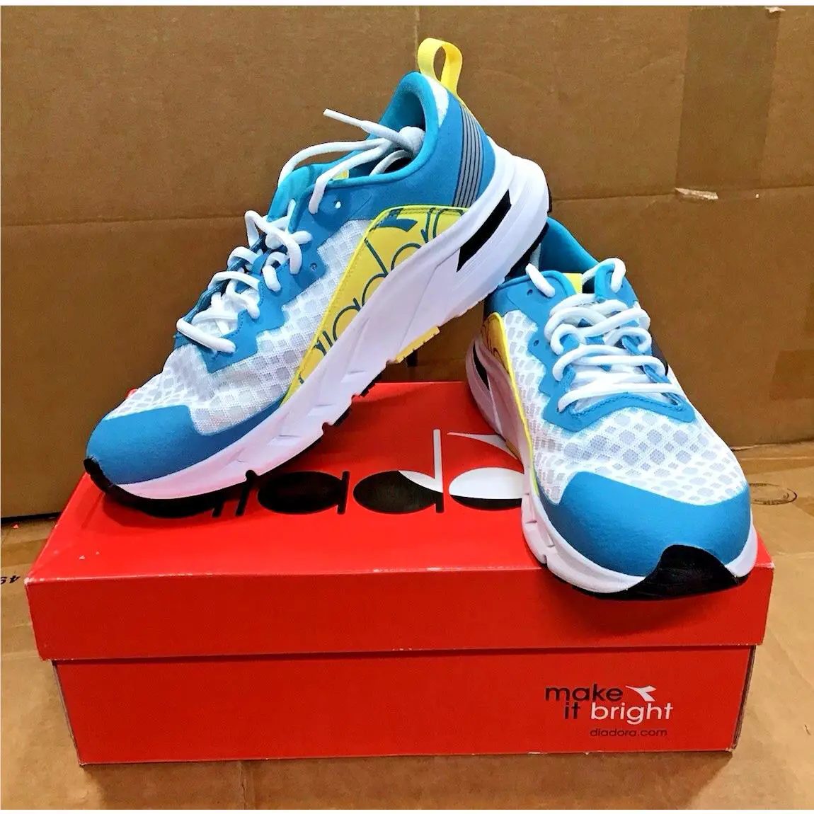 Diadora shoes - diadora Mythos Blushield Volo W Running - 176896-C8372 - Blue, White 0