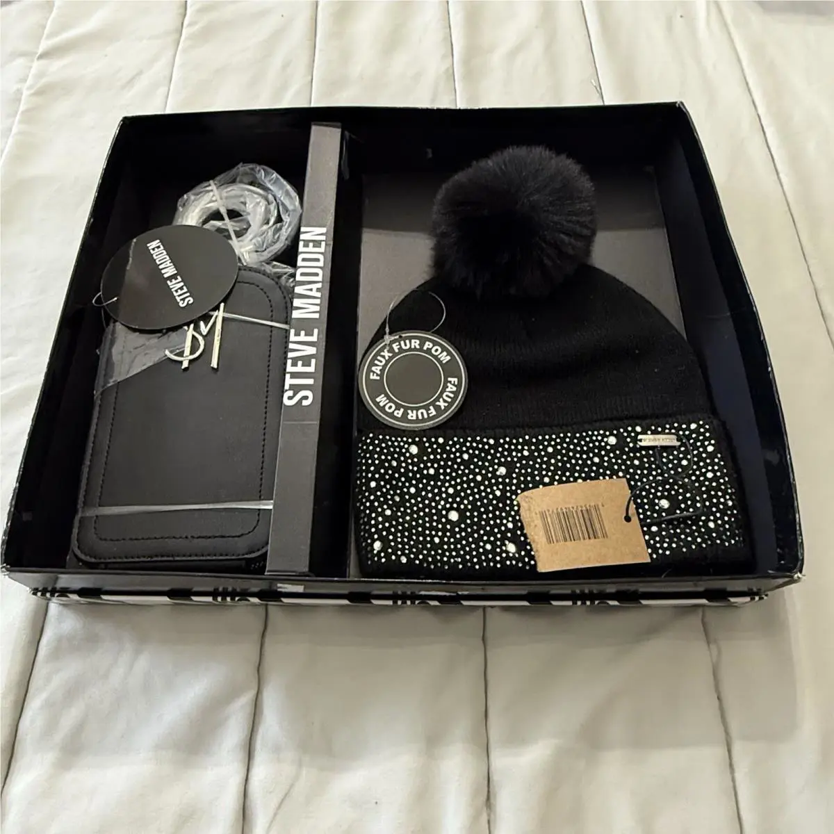 Steve Madden Gift Set Black Small Crossbody Bag Jeweled Beanie