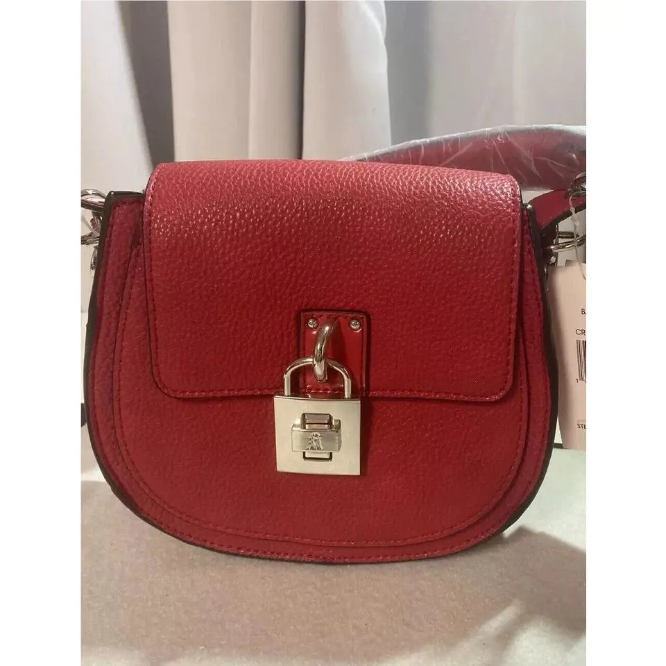 Steve Madden Aubree Padlock Crossbody - Red/silver