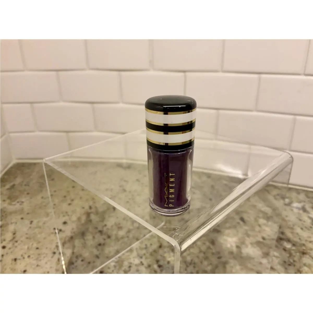 Mac Pigments and Glitter Brillants Cool Toned PUSH THE EDGE PIGMENT NOCTURNALS by MAC Cosmetics
