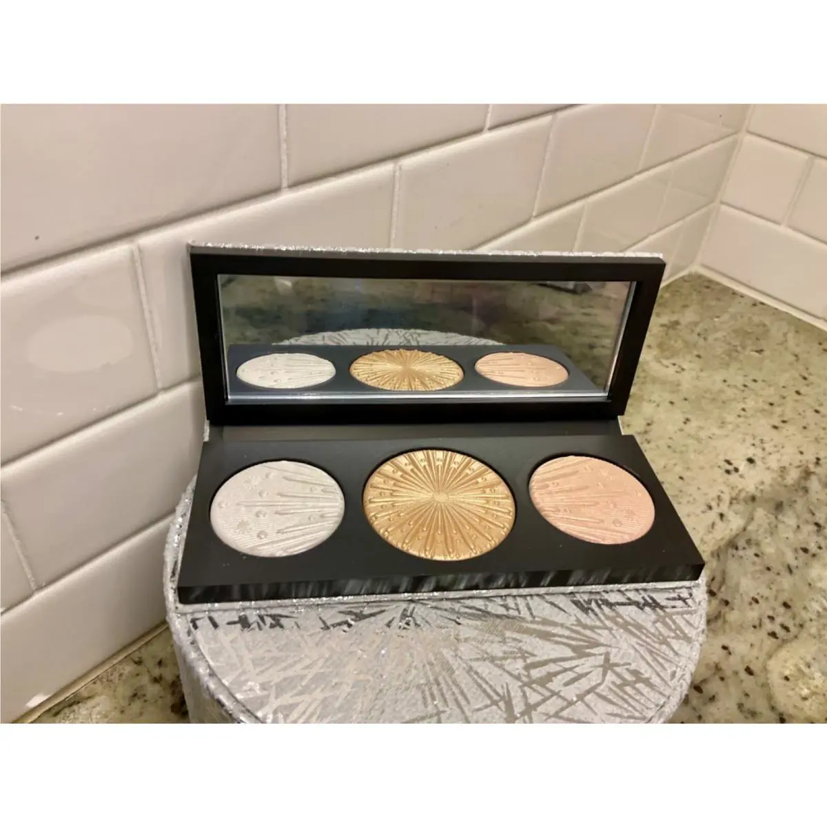 Mac 2020 Frosted Fireworks Extra Dimension and Flashing Ice Skinfinish FLASHING ICE LIGHT by MAC Cosmetics
