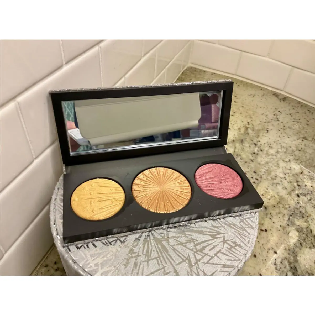 Mac 2020 Frosted Fireworks Extra Dimension and Flashing Ice Skinfinish FLASHING ICE MEDIUM DEEP by MAC Cosmetics