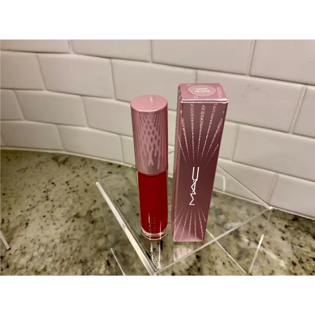 Mac 2020 Frosted Fireworks Holiday Collection Lipstick and Lipglass SNOW IN LOVE by MAC Cosmetics