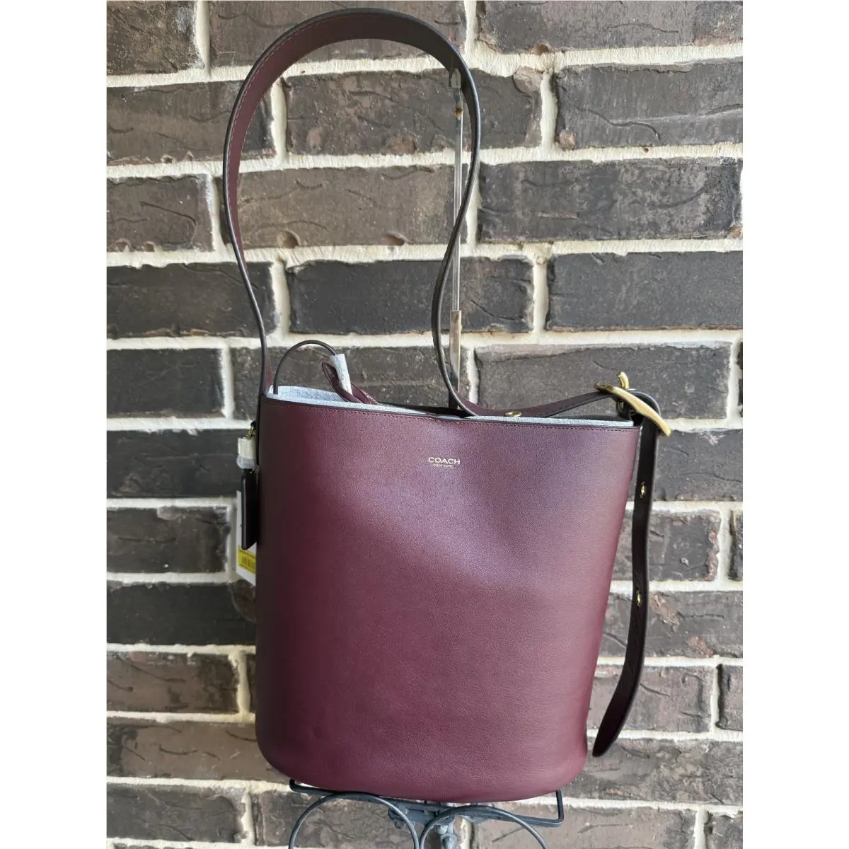 Bleecker Bucket Bag Pouch Merlot Leather CCC23 Burgundy by Coach