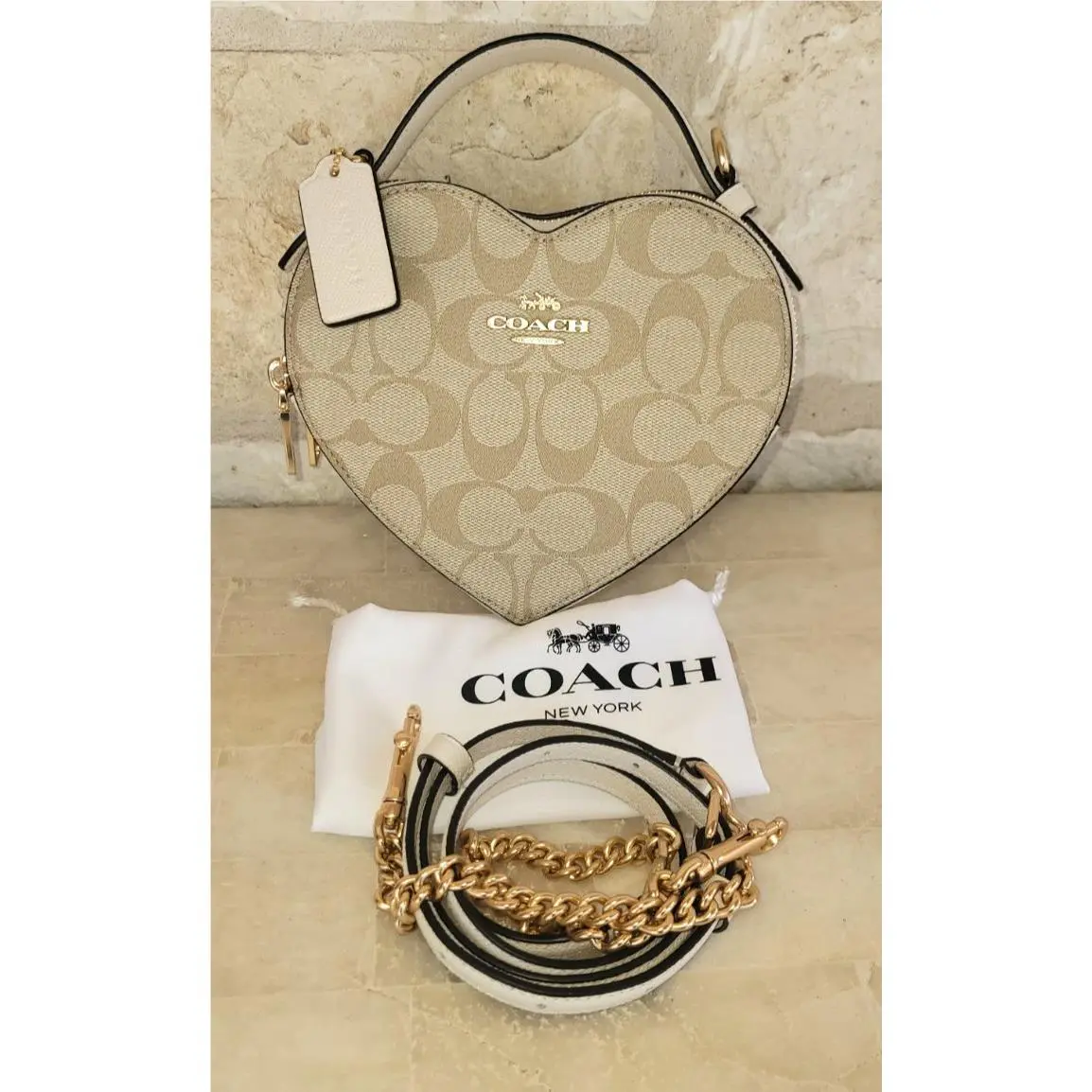 Coach CJ450 Heart Crossbody/handbag Signature Canvas Lt Khaki/chalk Dust Bag