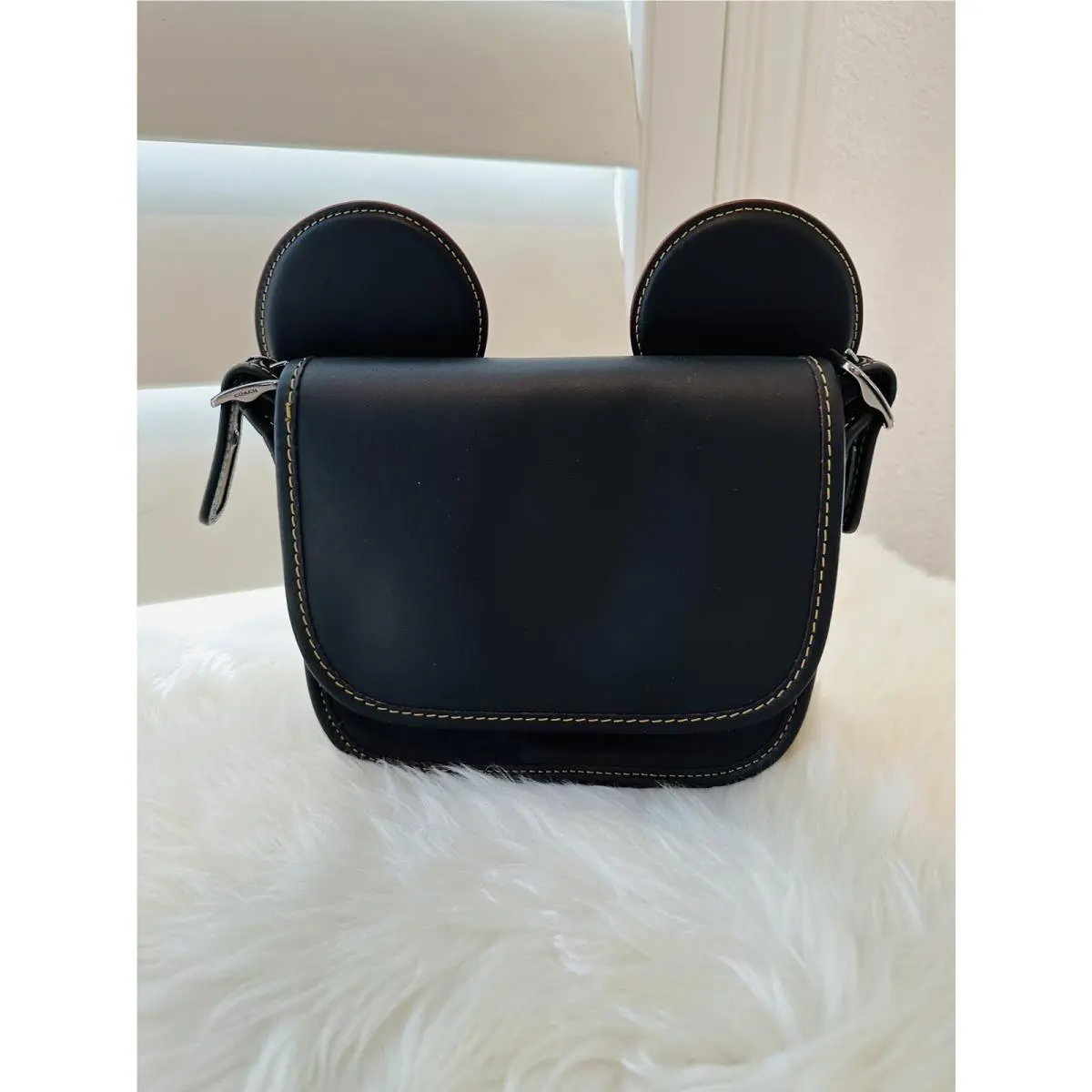 Coach Disney Mickey Mouse Patricia Leather Handbag W/ears F59369 Black