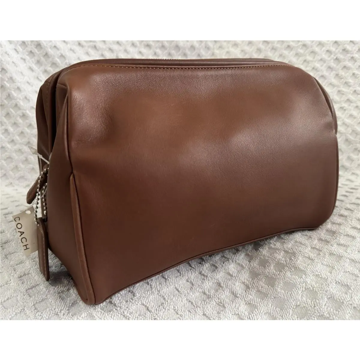 Vintage Coach Brown Leather Classic Travel Dopp Kit Toiletry Bag Zip Case 5406